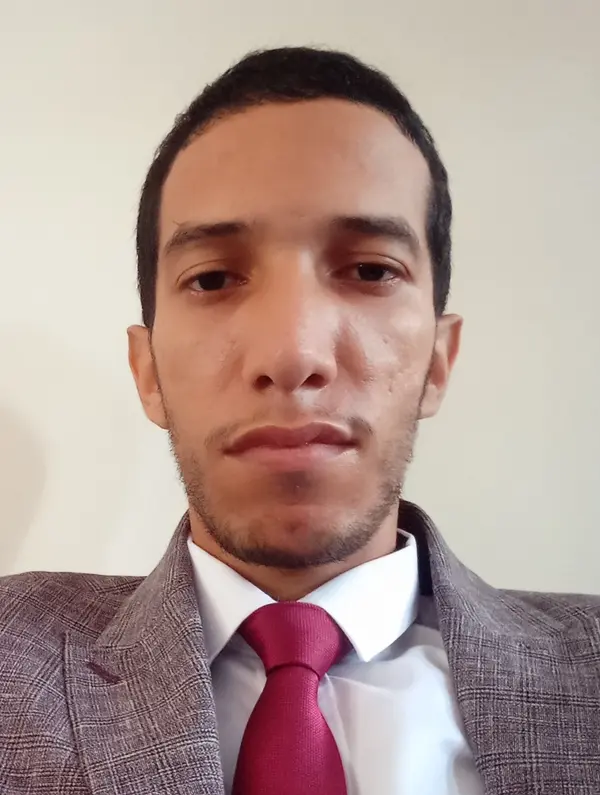 Photo de Rachid, professeur à Laayoune